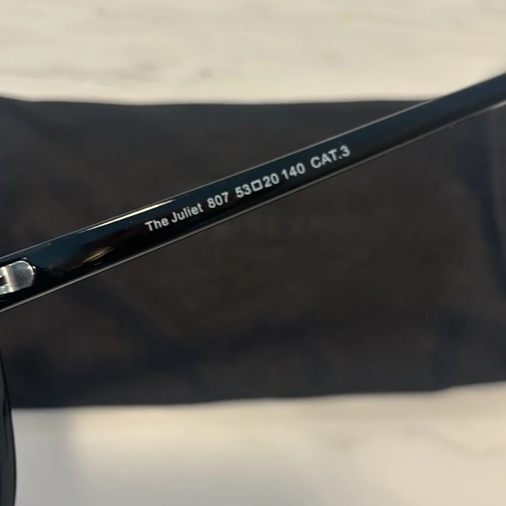 Black & gold Prive Revaux cat eye Juliet sunglasses - Picture 3 of 7